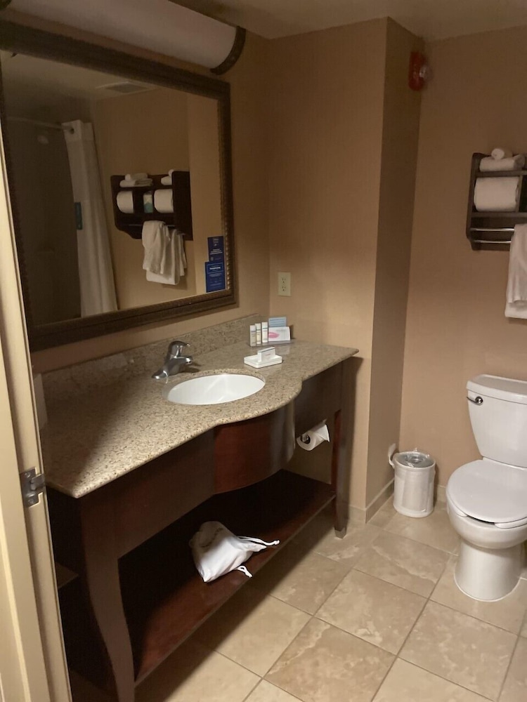 Hampton Inn Rawlins - photo 65