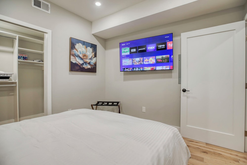 One Sky Loft - photo 17