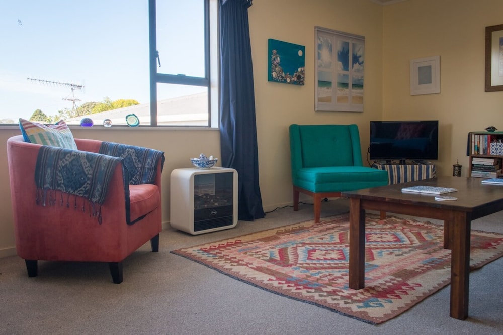 Travellers Retreat 1 Bedroom in Central Auckland — 4-Star Luxury Hotel in Auckland, New Zealand
