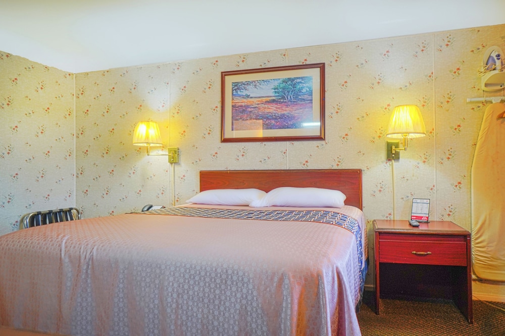 Bay Motel By Oyo Bay City - photo 14