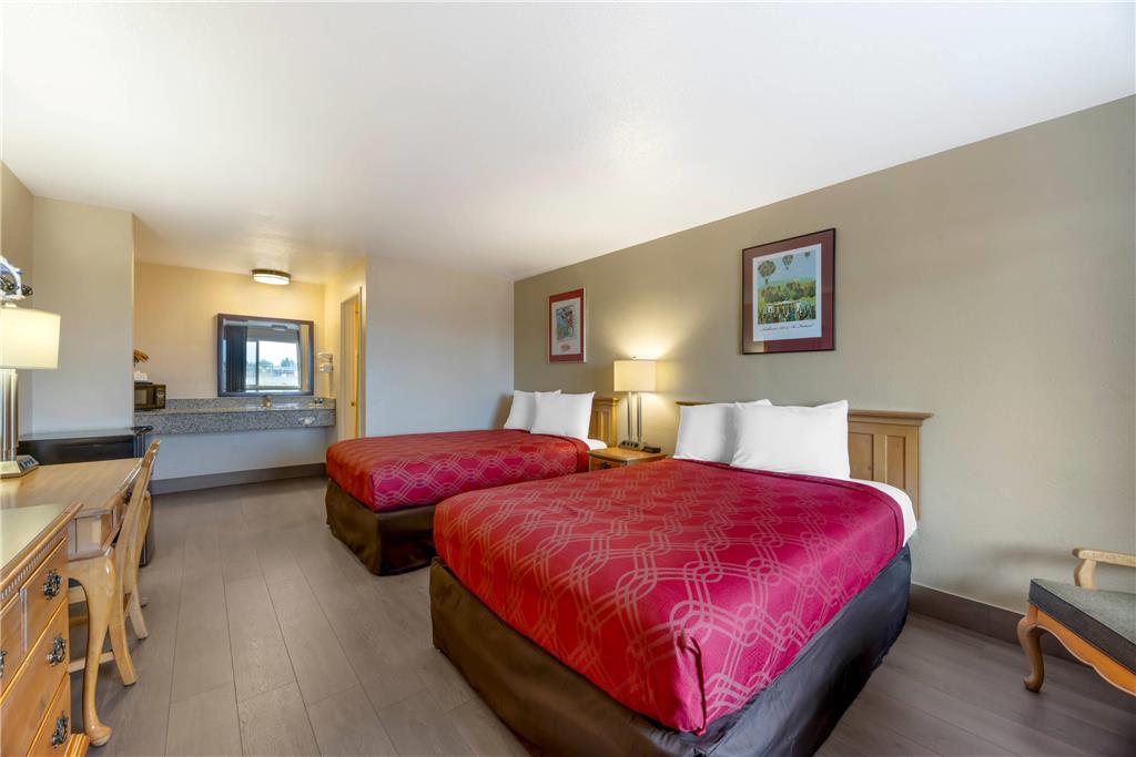 Rodeway Inn Albany - photo 17