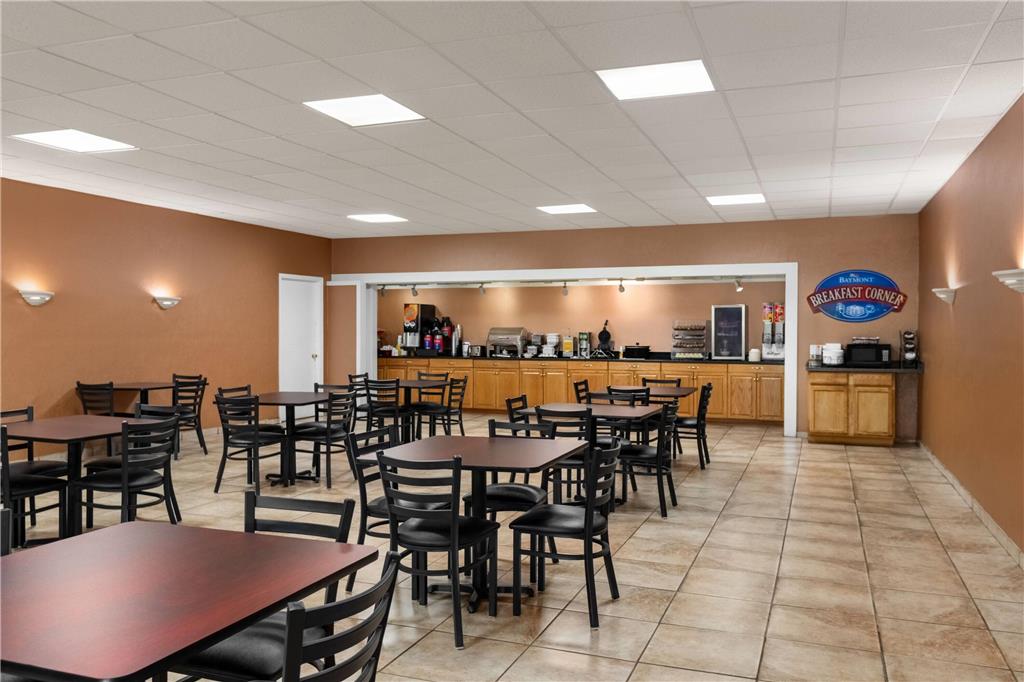 Baymont by Wyndham Salem Roanoke Area - photo 28
