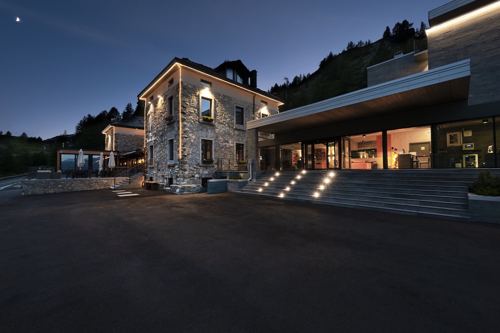 Re Delle Alpi — La Thuile