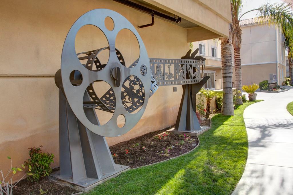 Best Western Plus Media Center Inn & Suites - photo 9