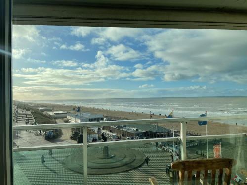 Happy Beach Apartment — 4-Star Luxury Hotel in Zandvoort, Netherlands