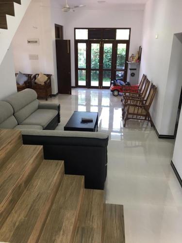 Bosadi holiday home katunayaka — 4-Star Luxury Hotel in Katunayaka, Sri Lanka