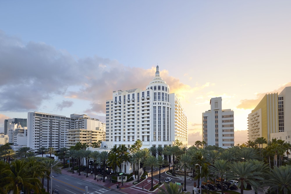Loews Miami Beach Hotel - featured photo