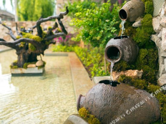 Honeymoon inn in Lijiang, People's Republic of China