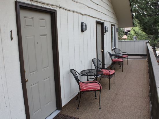 The Maxwell Inn - photo 4