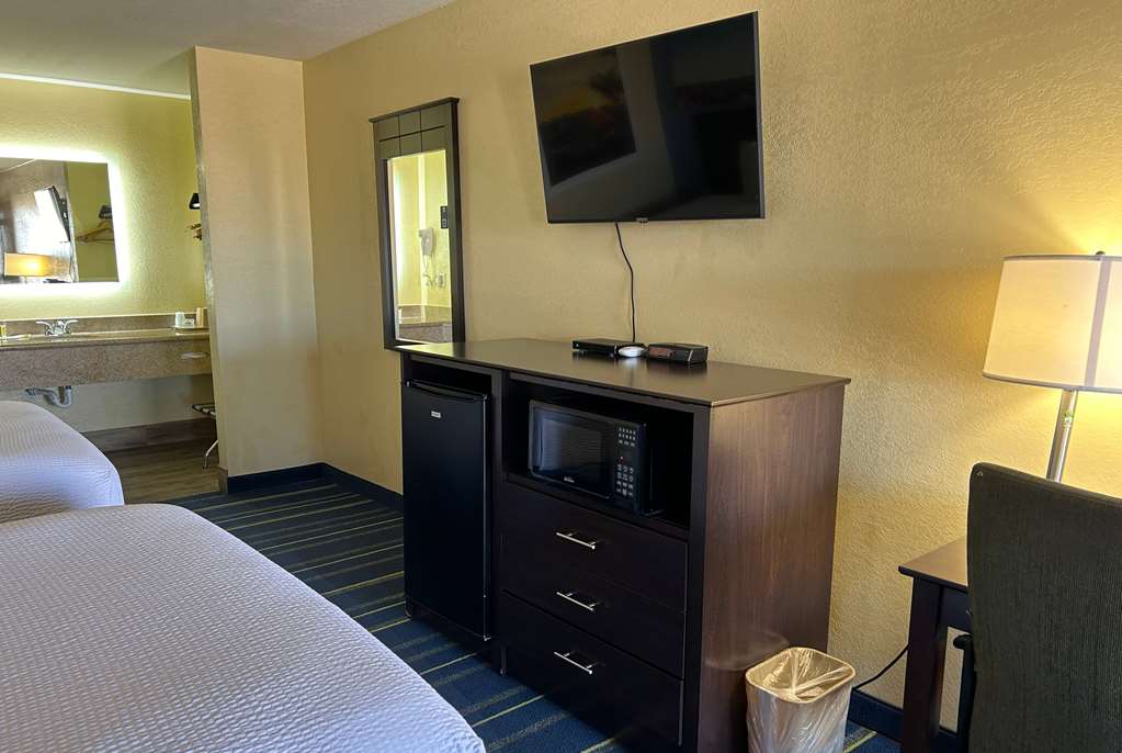 Days Inn by Wyndham Holbrook - photo 16