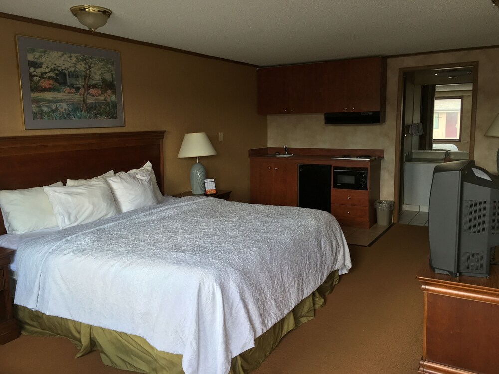 Monroe Hotel - photo 10