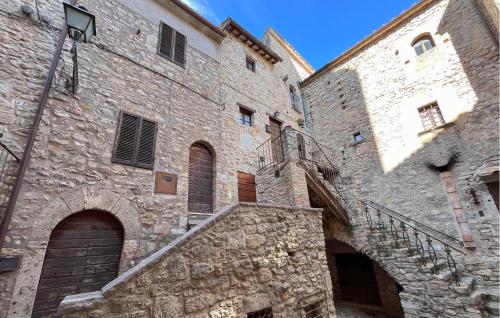 Pet Friendly Apartment — 4-Star Luxury Hotel in Gualdo Cattaneo, Italy