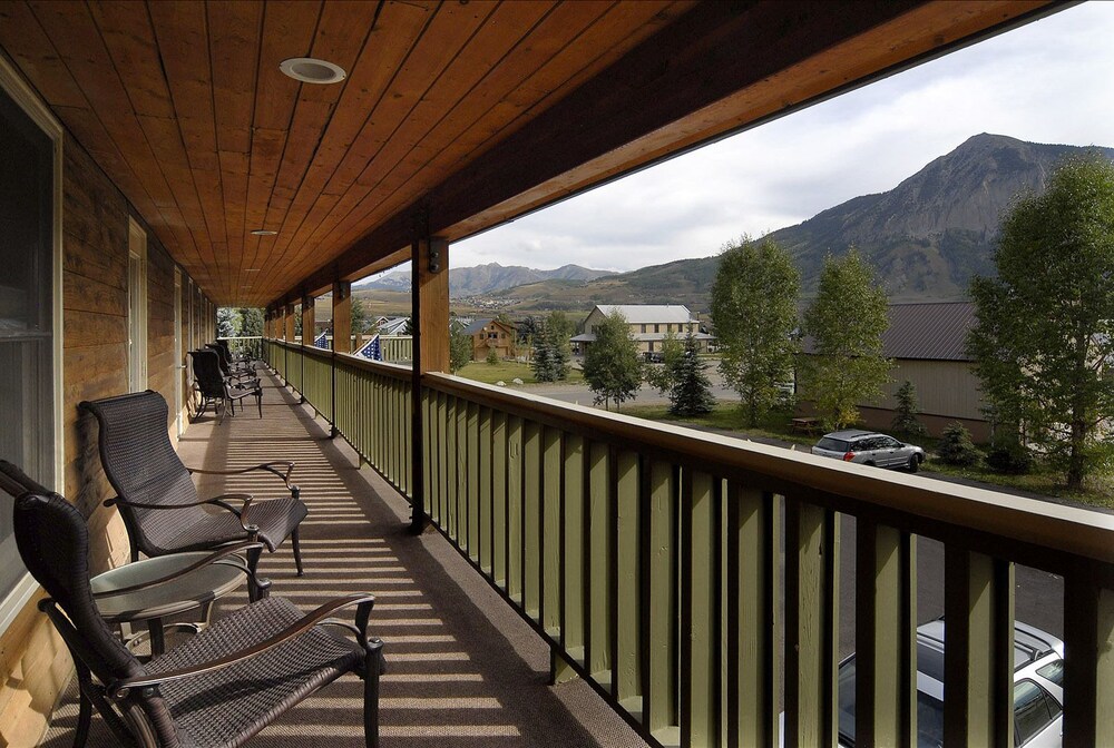 The Inn At Crested Butte - photo 8
