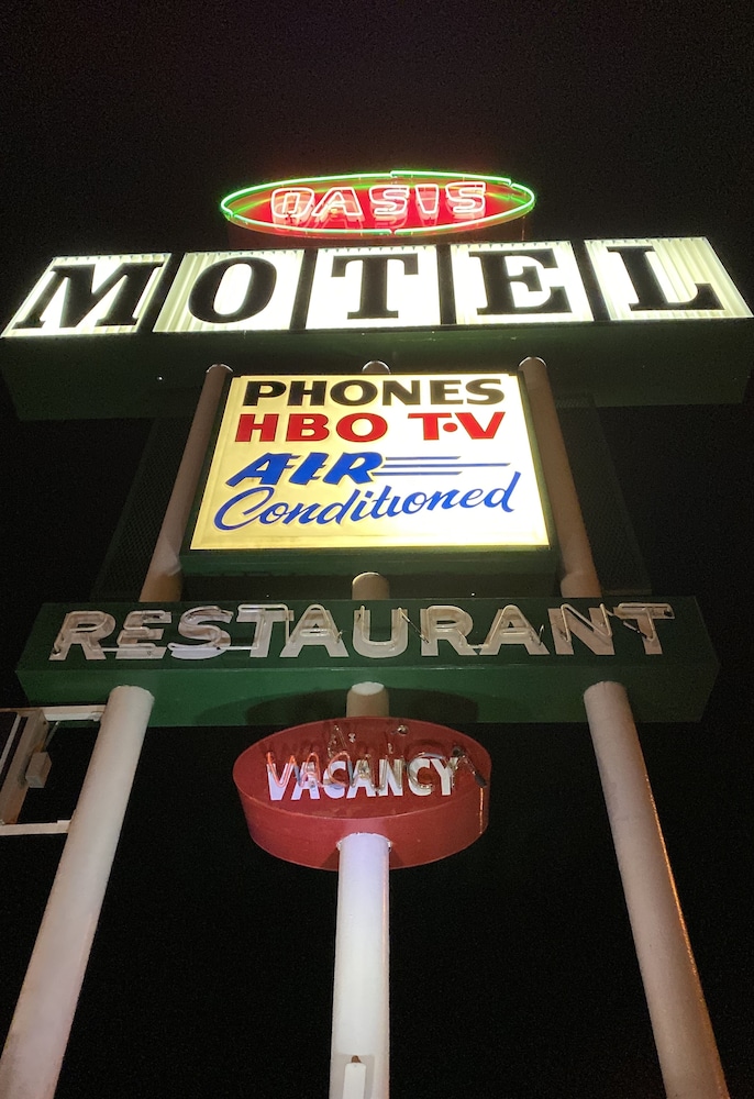 Oasis Botique Motel - photo 22