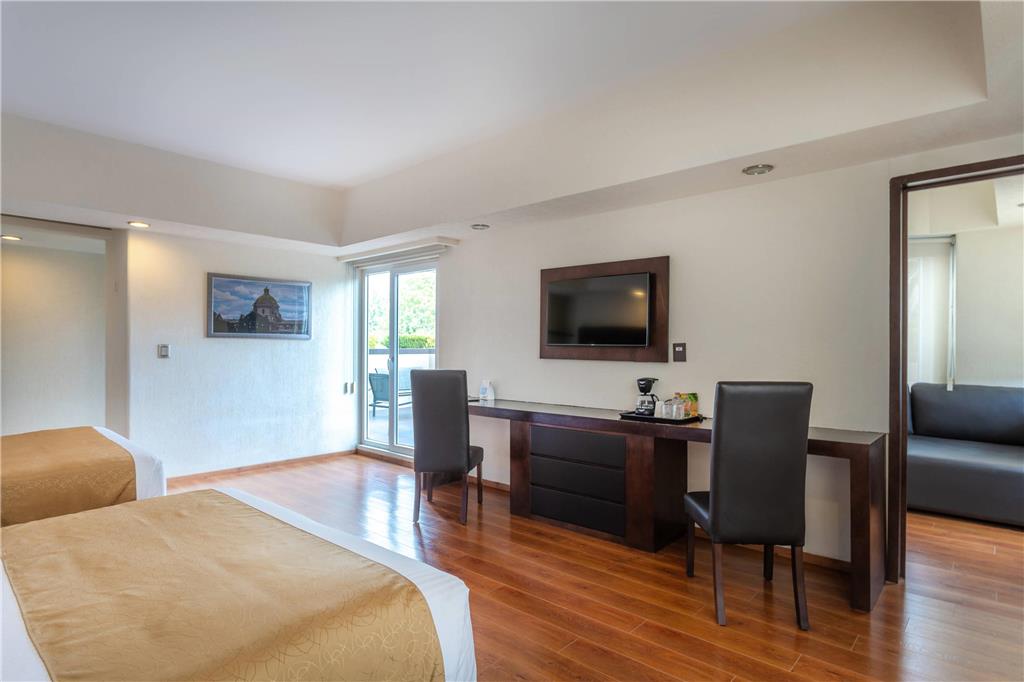 Guest room