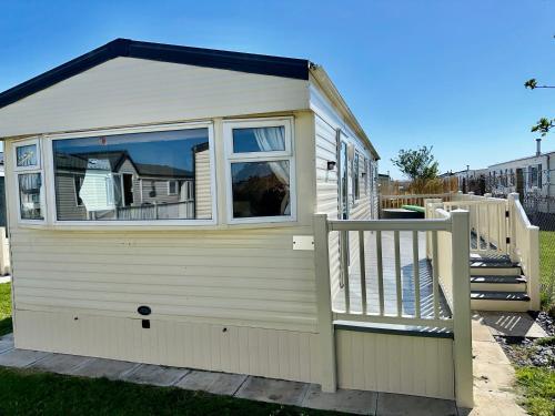 My Leisure Home On Fantasy Island — 4-Star Luxury Hotel in Ingoldmells, United Kingdom