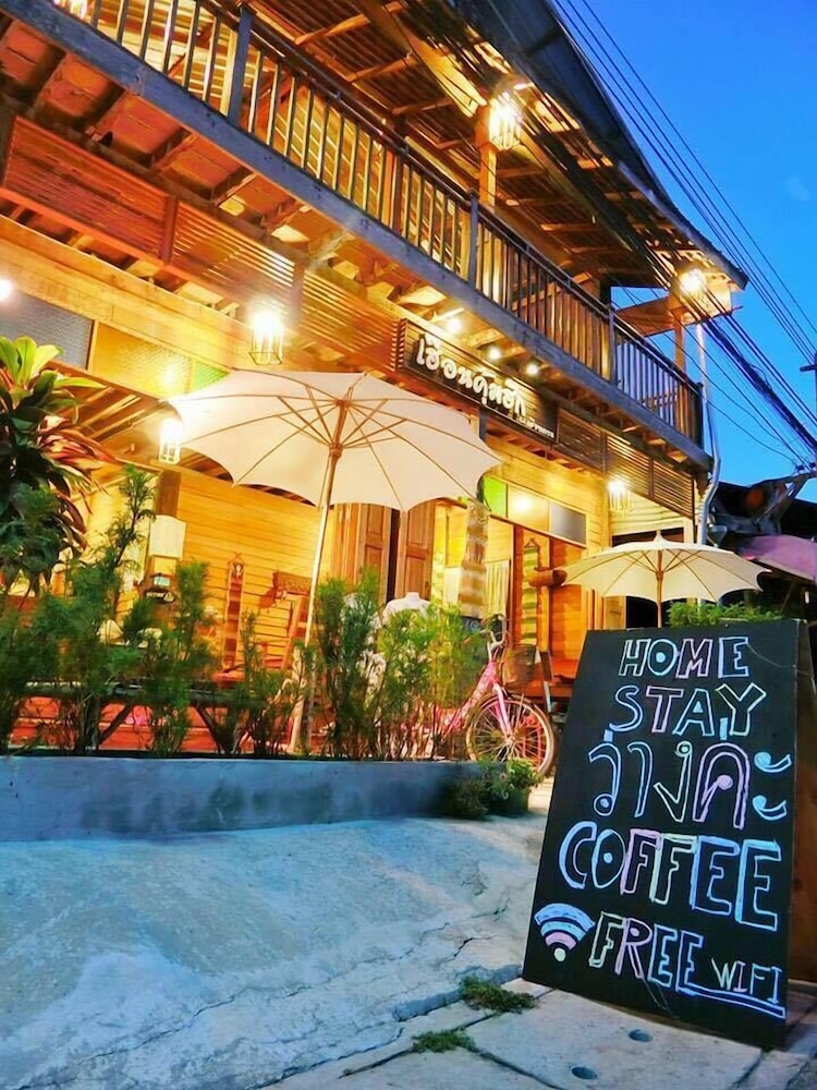 Huan Kum Huk in Chiang Khan, Thailand
