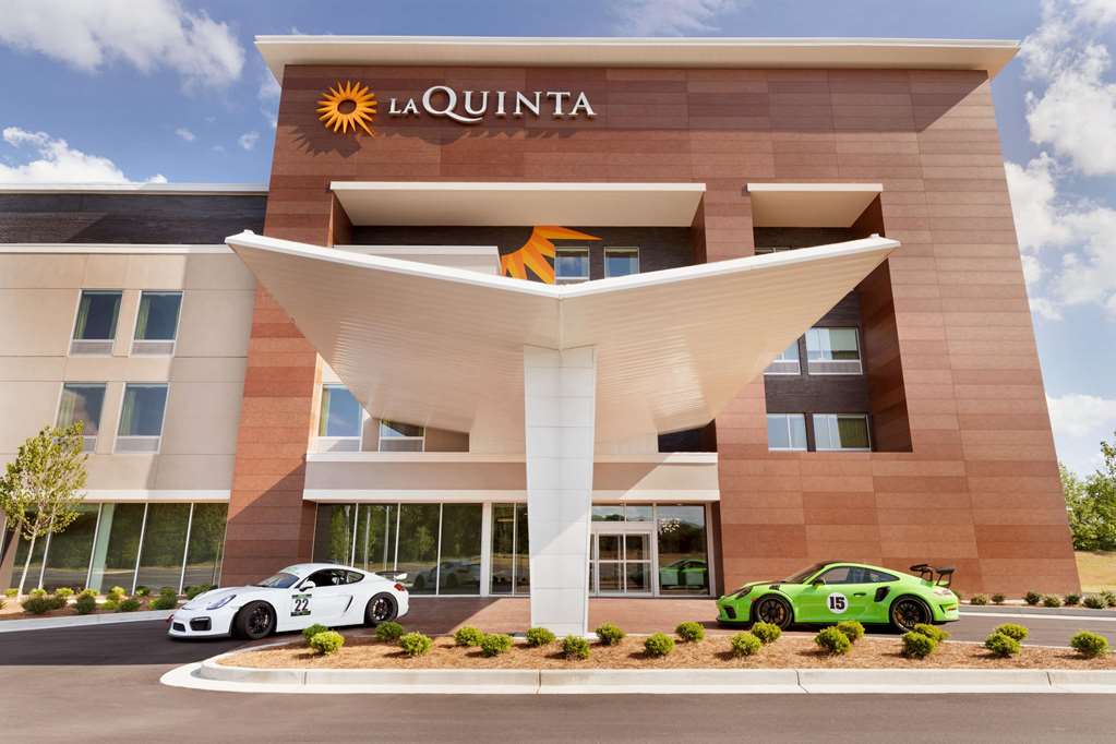 La Quinta Inn & Suites by Wyndham Braselton - photo 6