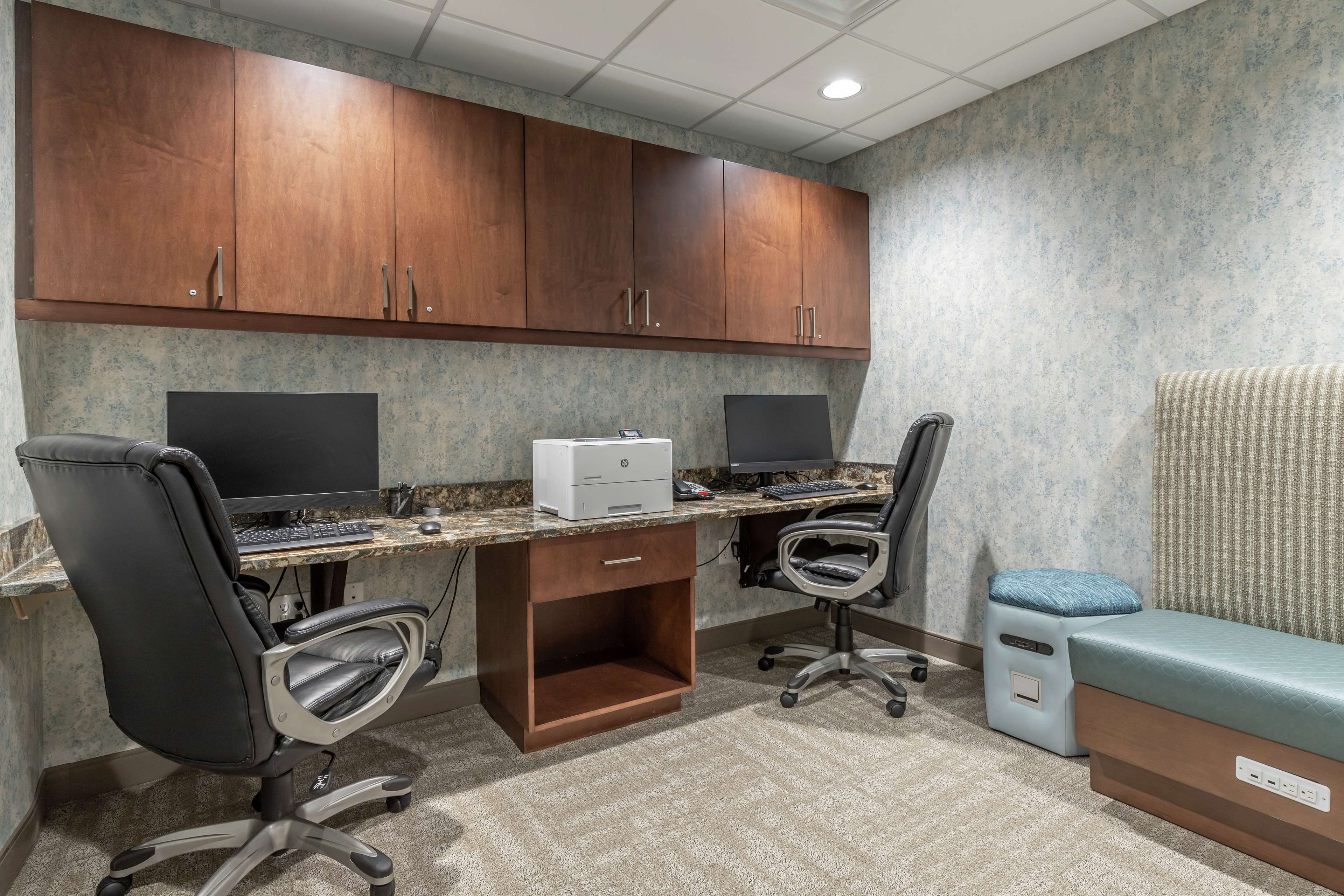 Hampton Inn Camden - photo 24