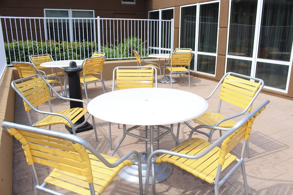 Fairfield Inn & Suites by Marriott Kansas City Liberty - photo 74