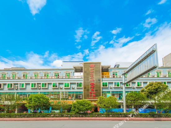 Ziyang Hotel — hotel in Taihe