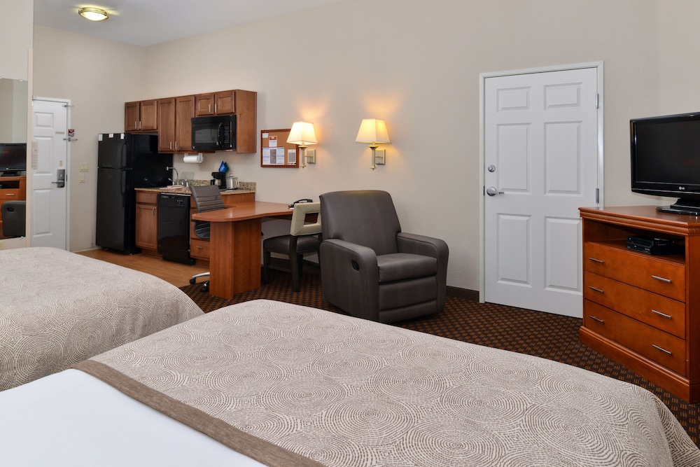 Candlewood Suites Turlock by IHG - photo 20