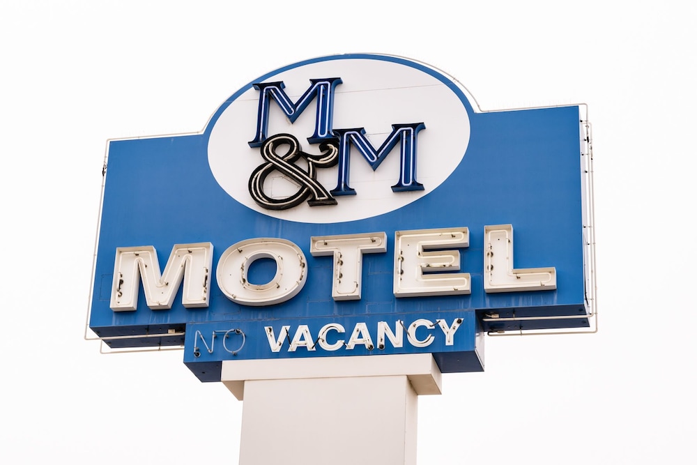 M&M Motel - carbon neutral hotel in Connell