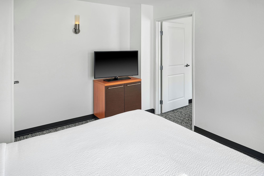 TownePlace Suites by Marriott Detroit Troy - photo 8