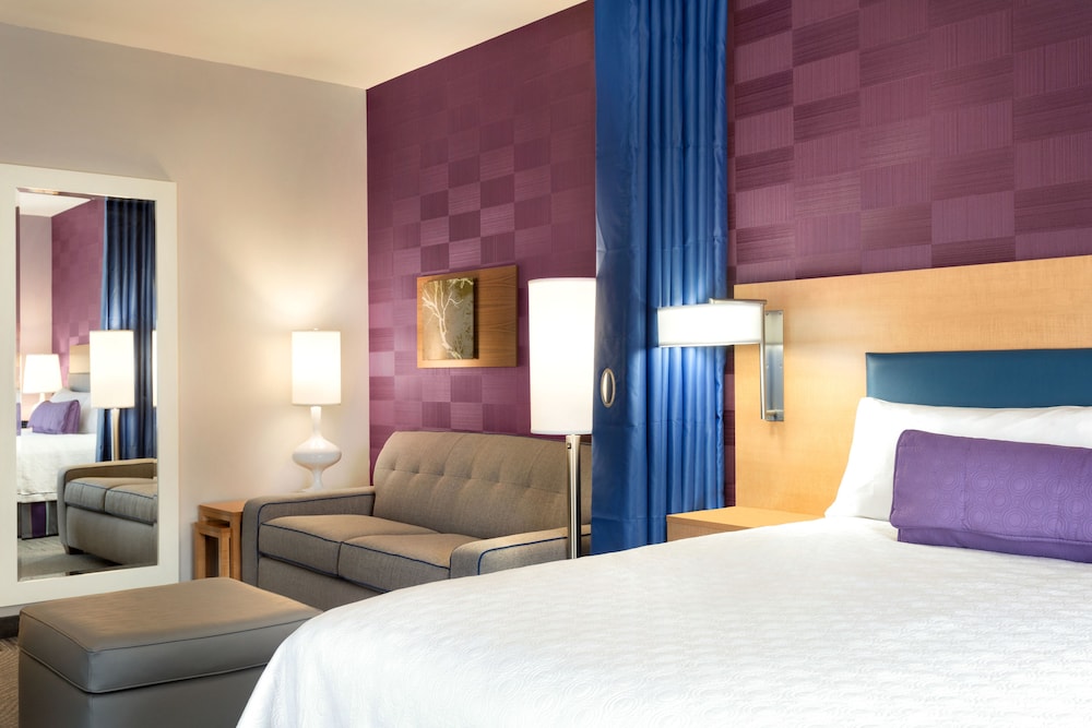 Home2 Suites by Hilton Greenville Downtown - photo 4