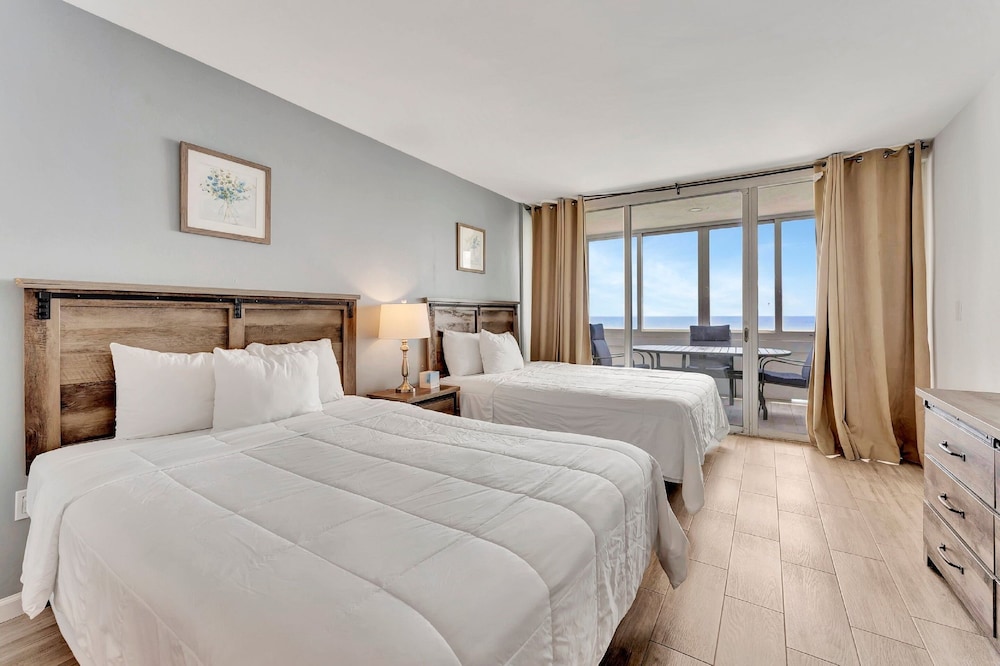Ocean Manor Beach Hotel - photo 41
