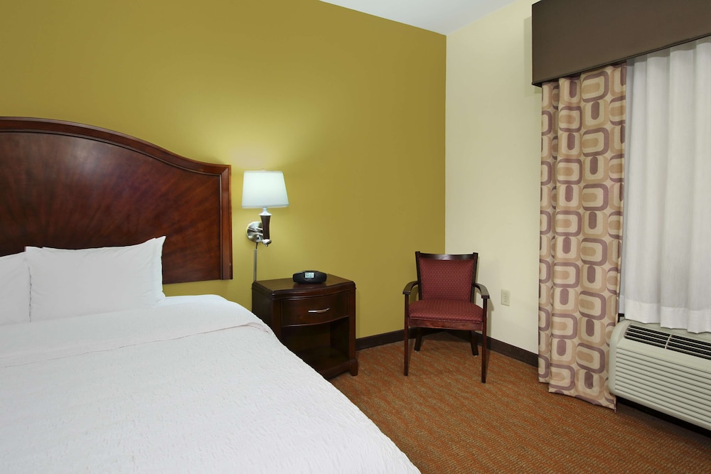 Hampton Inn & Suites Conroe I 45 North - photo 9
