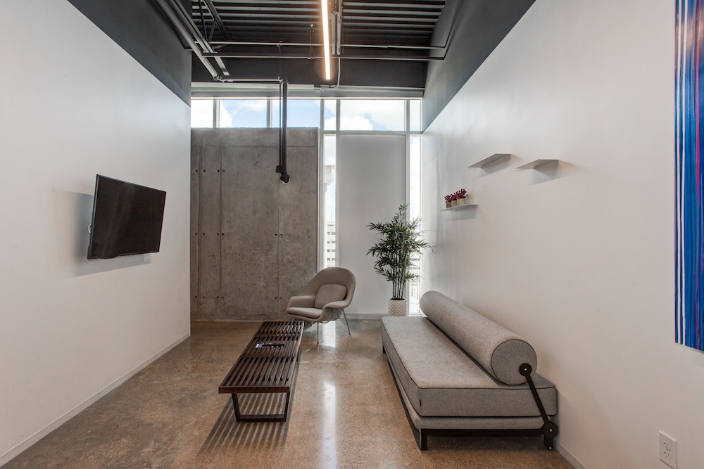 Hotel Revel - photo 29