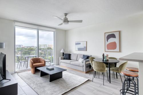 Little Havana 1br w pool gym near restaurants MIA 48 — 4-Star Luxury Hotel in Miami, United States