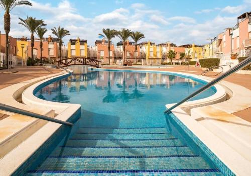 Vera Playa Ático Terraza Piscina Wifi Parking — 4-Star Luxury Hotel in Vera, Spain