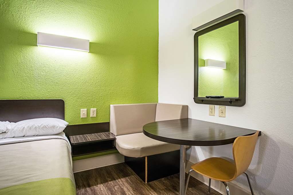 Motel 6 Manchester TN - photo 12