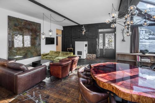 Artefugium Atelier — 4-Star Luxury Hotel in Selva, Italy