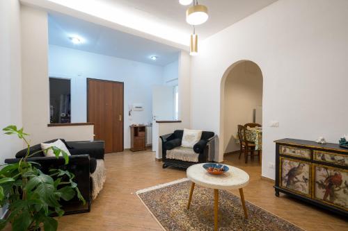 Confort Three Citra 011015 Lt 2460 — 4-Star Luxury Hotel in La Spezia, Italy