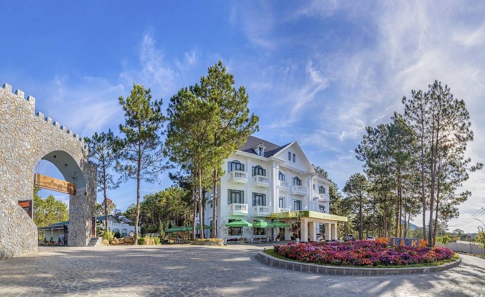 Rừng Lá Kim Resort in Da Lat, Vietnam