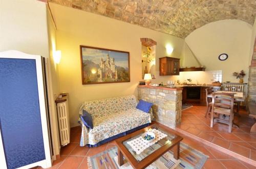 Casa Vacanze Vertine — 4-Star Luxury Hotel in Gaiole In Chianti, Italy