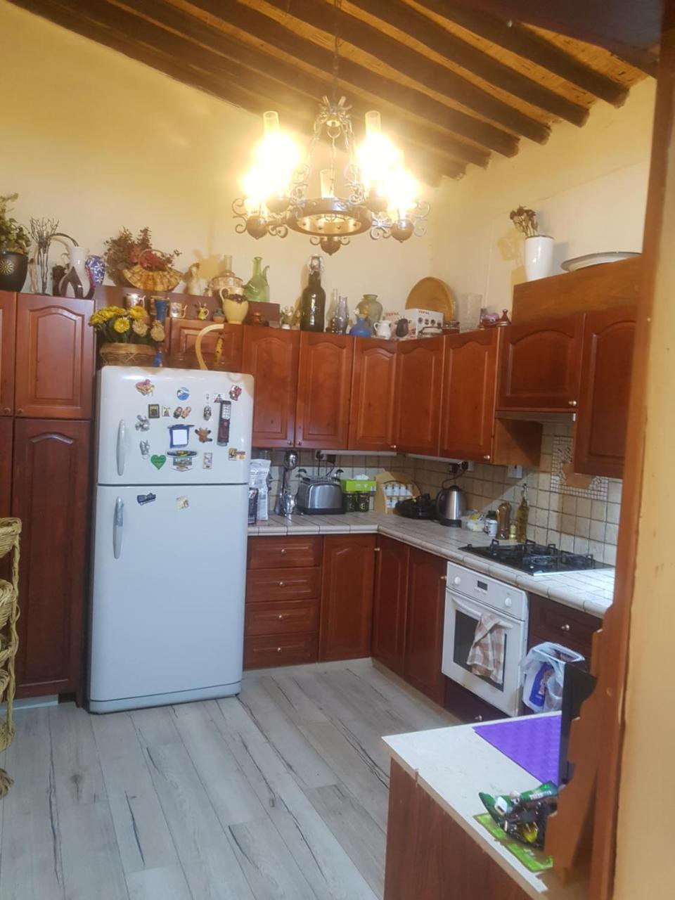 Petro’s Antique House