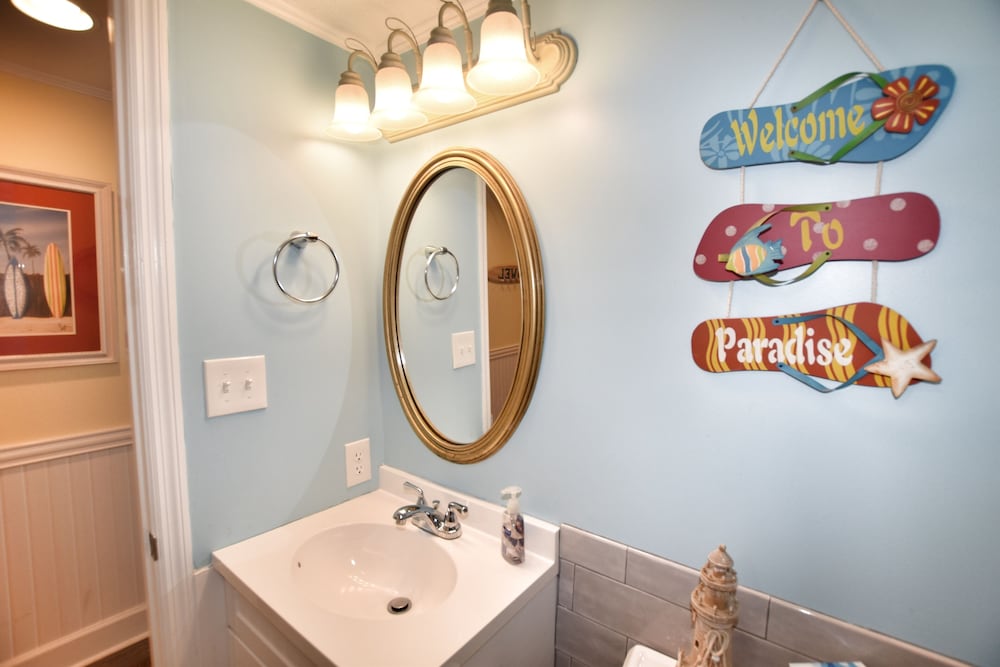 1410 Waters Edge Resort 1 Bedroom Condo by RedAwning - photo 17