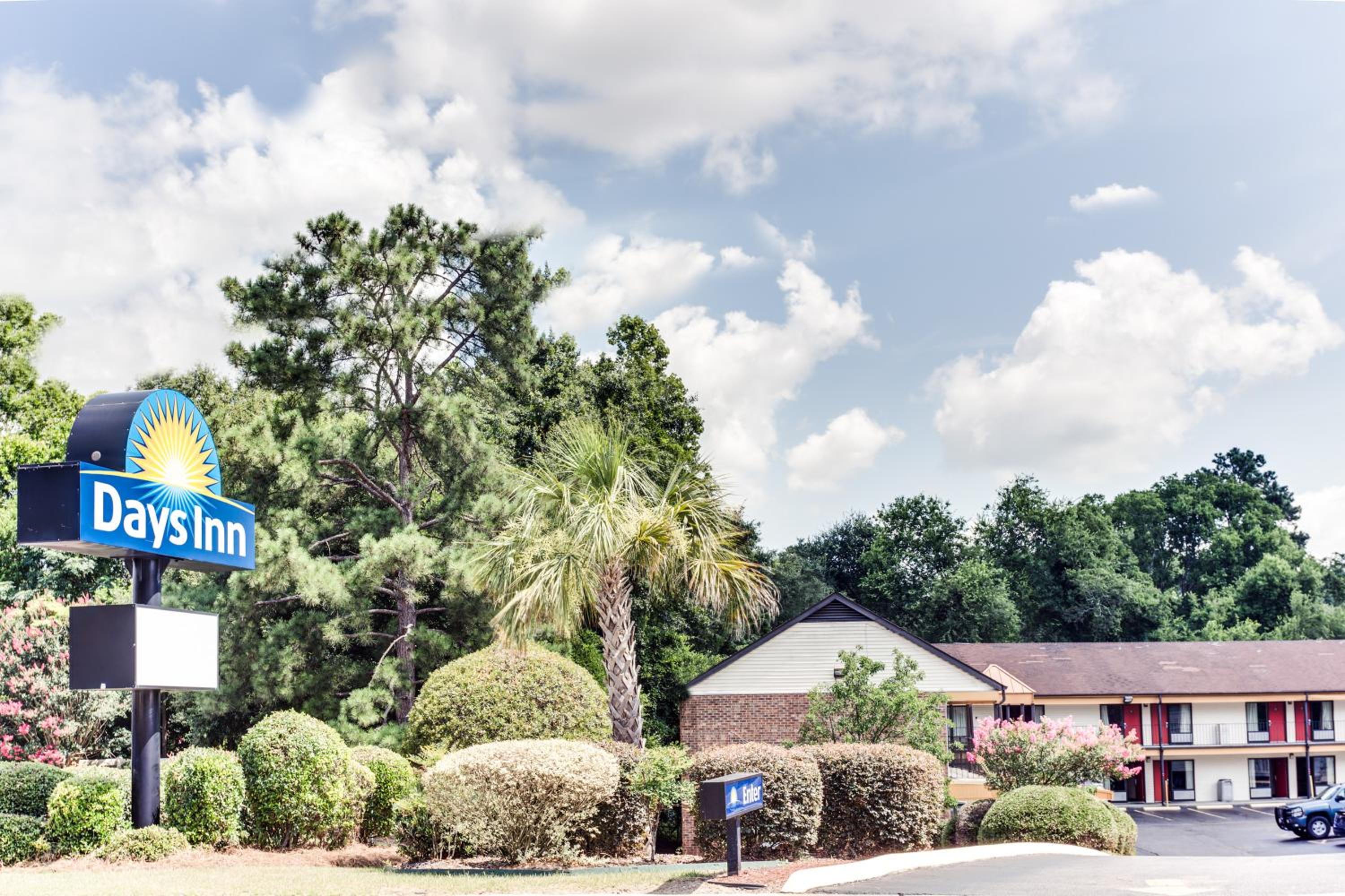 Americas Best Value Inn Aiken - photo 4