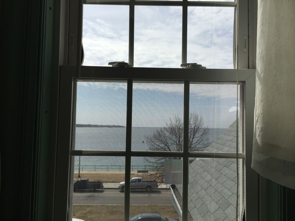 Harborview Inn - photo 25