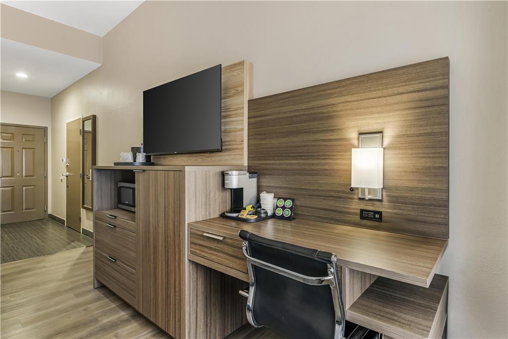 Best Western Plus Sanford Airport Lake Mary Hotel - photo 13