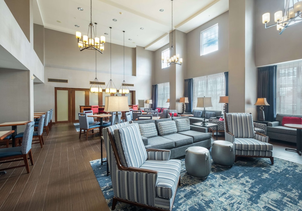 Hampton Inn & Suites Rockland - photo 39