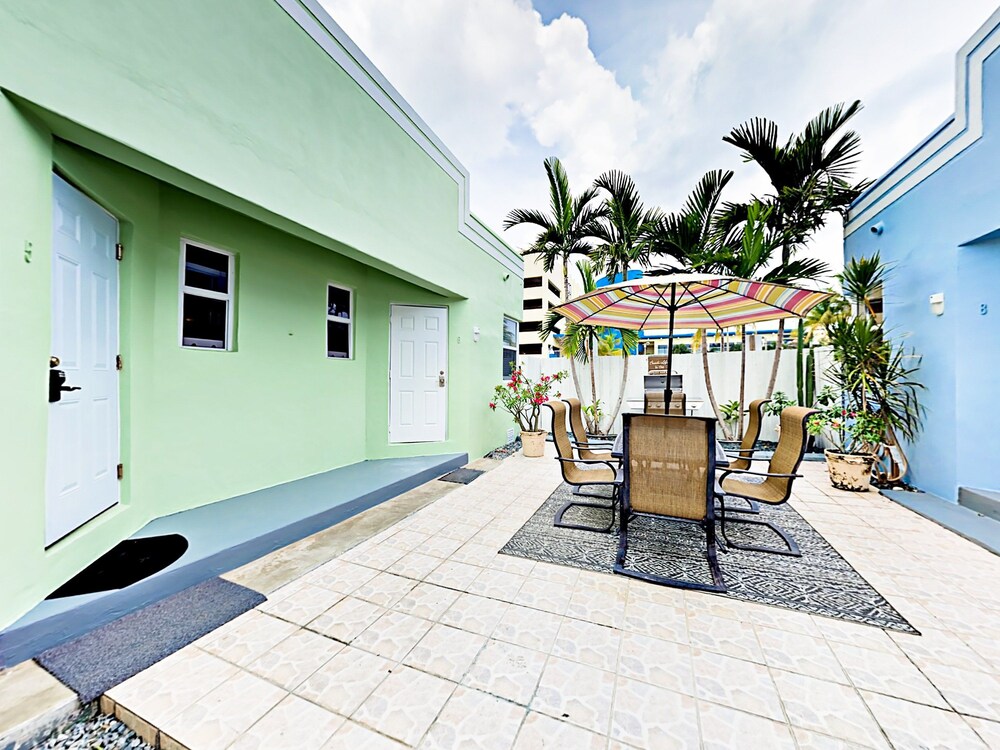 Art Deco Beach Bungalows by RedAwning - photo 38