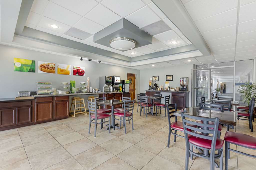 Quality Inn Downtown Stuart - photo 28