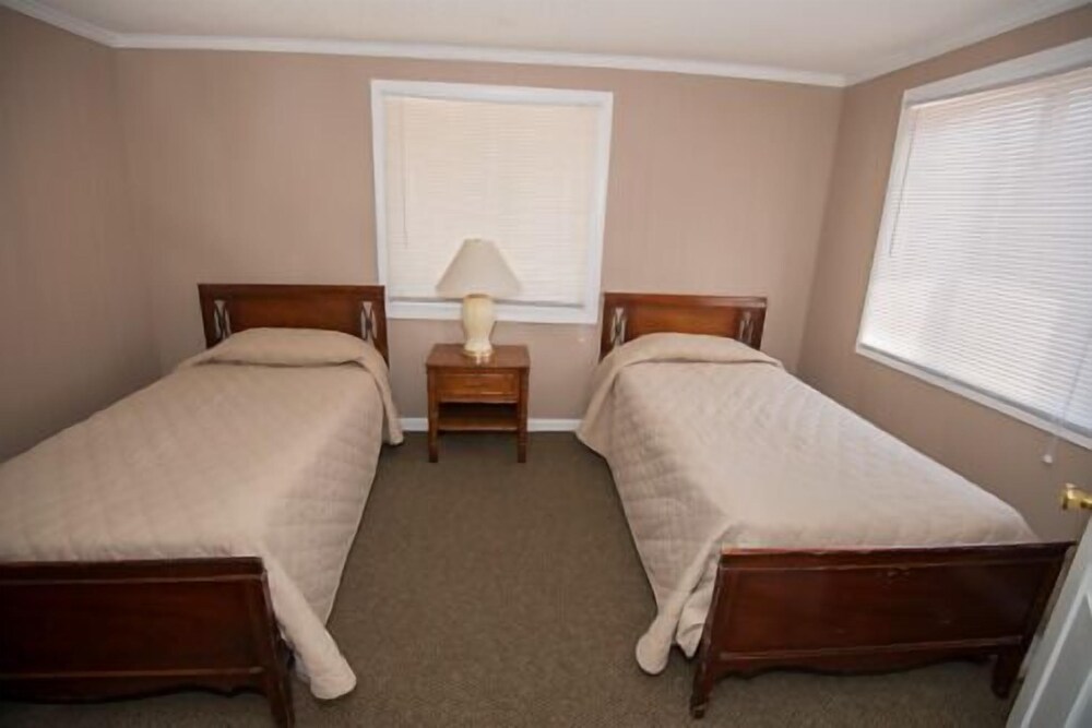 Avon Cottages - photo 14