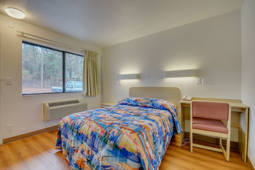 Motel 6 Tuscaloosa - photo 15