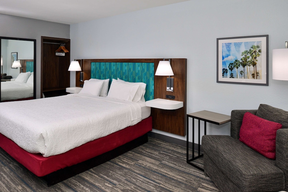 Hampton Inn Panama City Beach - photo 17